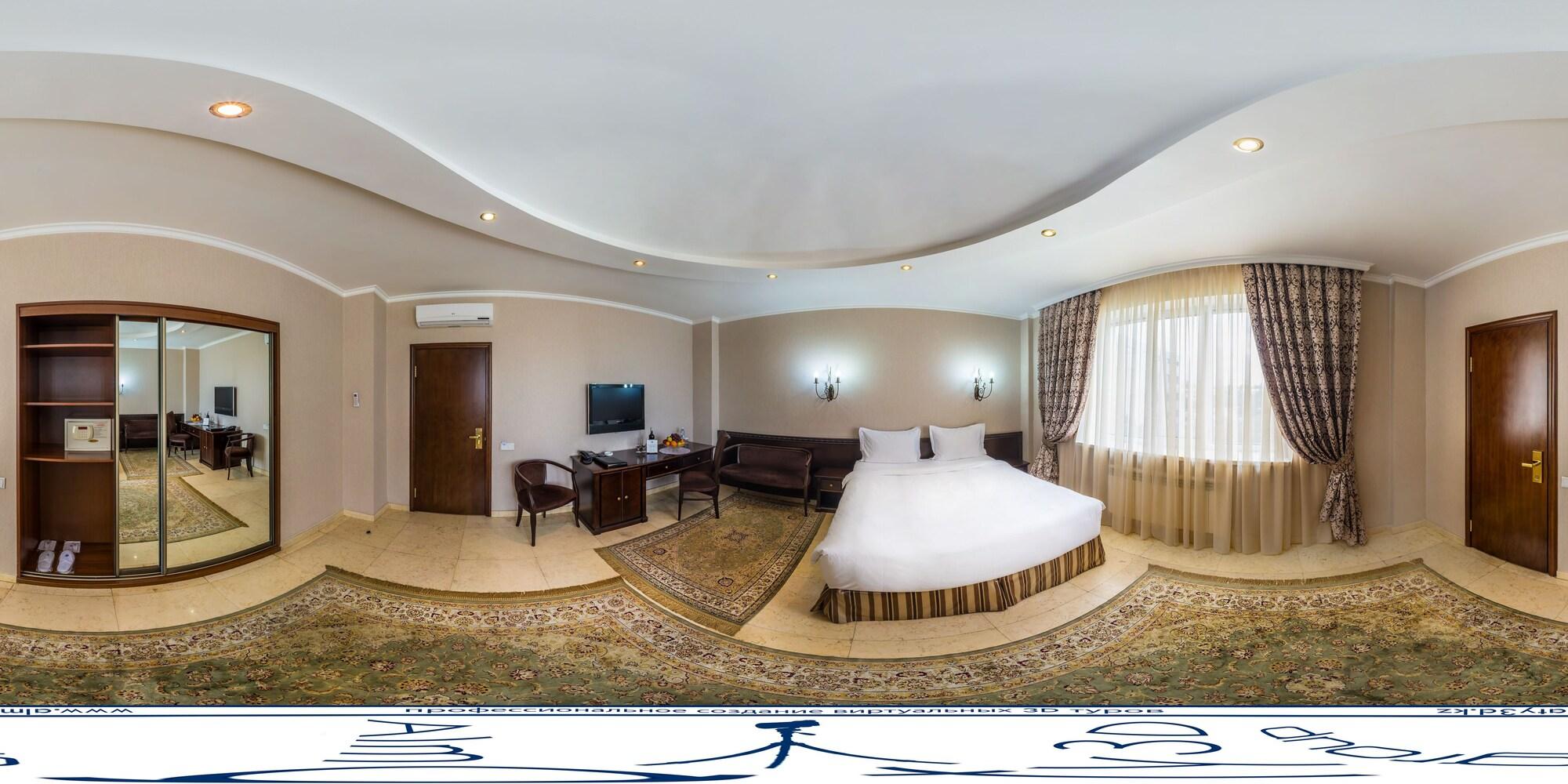 Royal Petrol Hotel Almaty Exterior photo